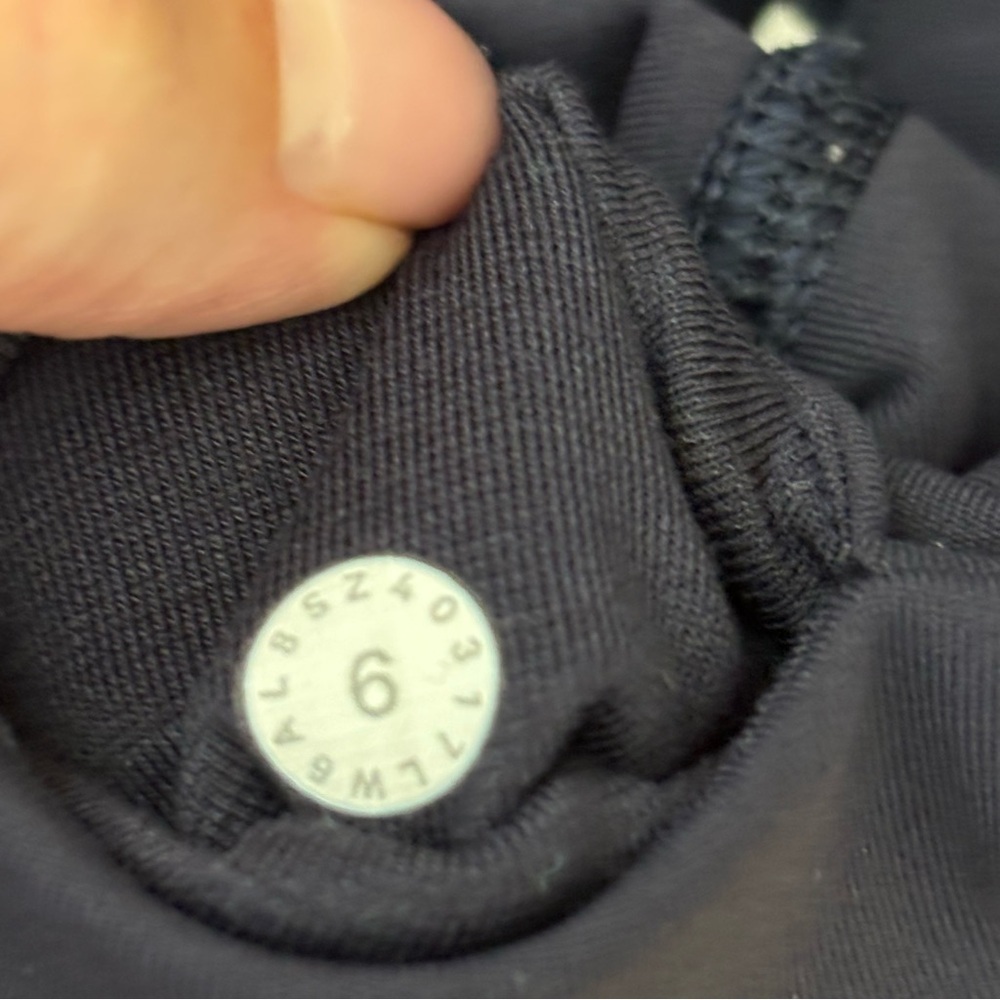 Lululemon Home Stretch Crop (19") Midnight Navy Running Leggings Mesh Pockets 6 - Picture 12 of 14